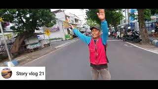 Suasana indah sore hari melewati jalanan sekitar jombang kota #viralvideo #automobile #healing