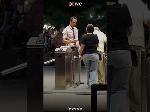 من أمام التتش جماهير الأهلي كلها واقفة في ضهر النادي من الجزيرة