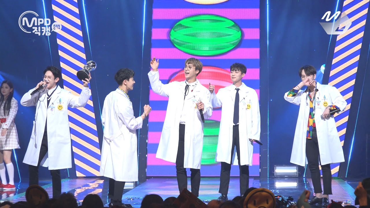 [MPD직캠 4K] 하이라이트 1위 앵콜 직캠 얼굴 찌푸리지 말아요 Highlight Fancam No.1 Encore full ver. @엠카운트다운_170406