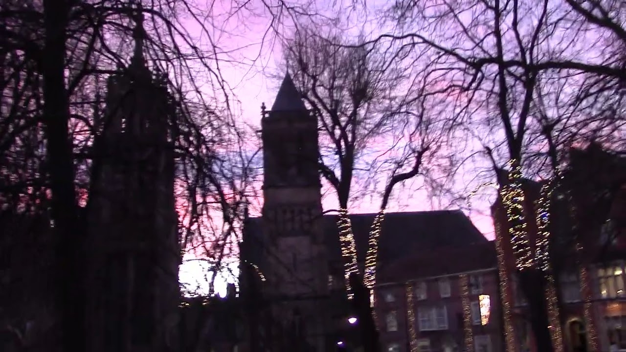other christmas tunes from yorkminster carillon nice to hear it yes
