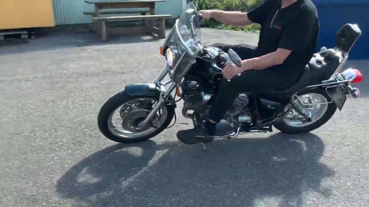 Motorcykel YAMAHA VIRAGO 1100