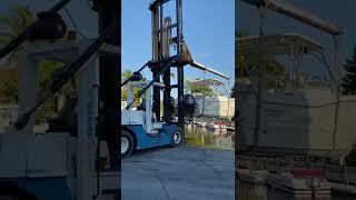 2016 World cat 295dc