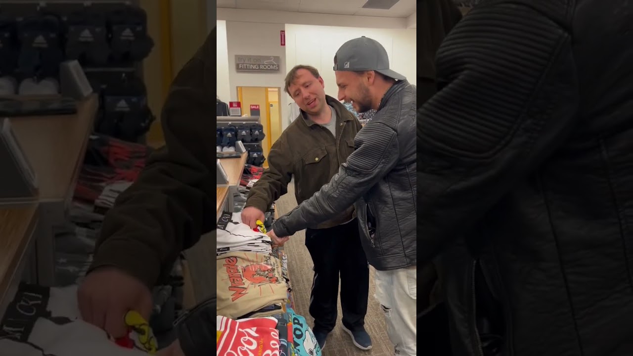 Took my brother with autism shopping! 🥰