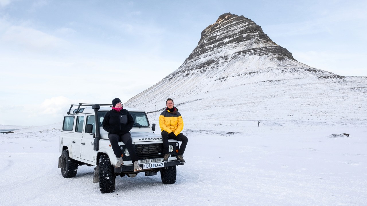 How Far Is Iceland From Switzerland