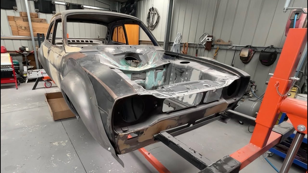 Ford Escort Mk1 - Engine bay work Part 2