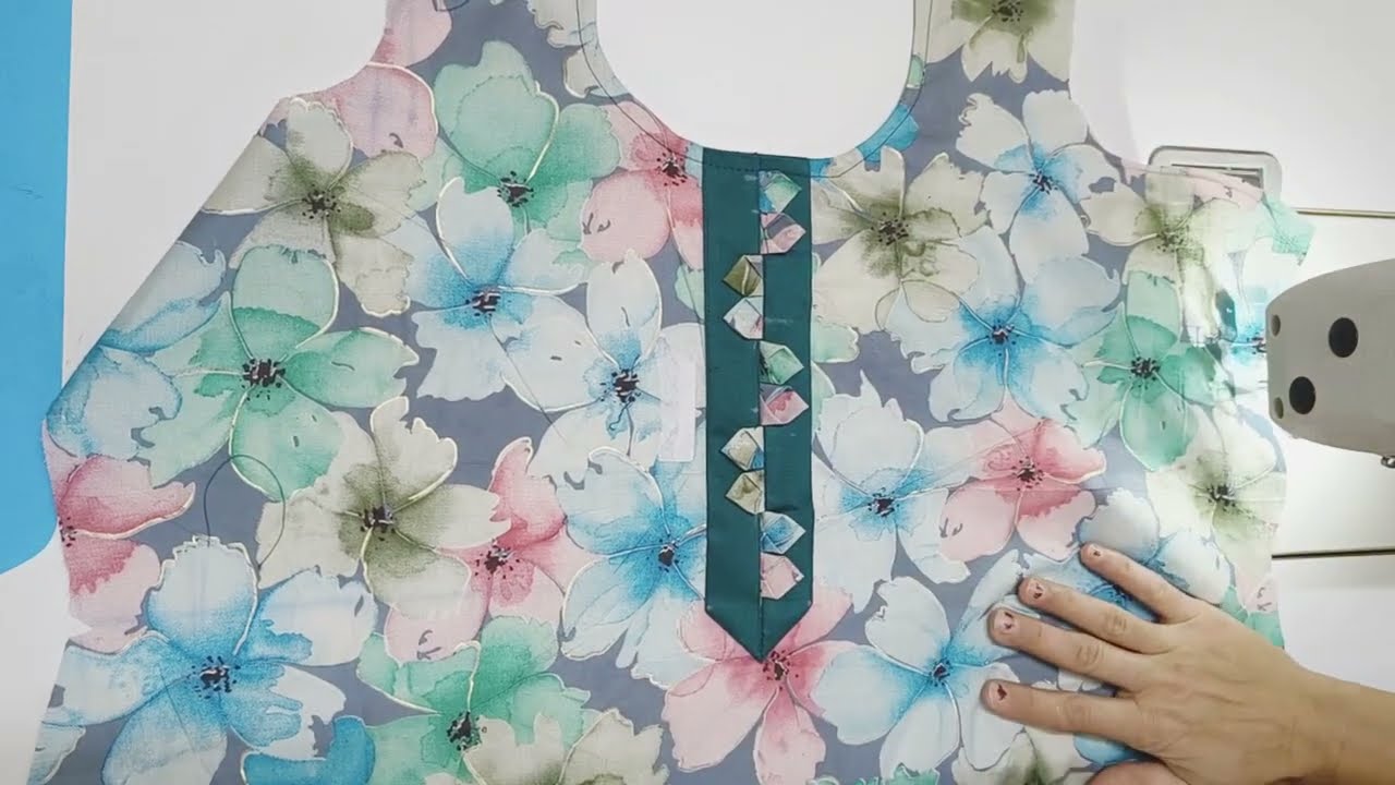 Bina Cutting Kre Neck Patti Lagana#Round neck design  cutting and stitching#trading neck design 