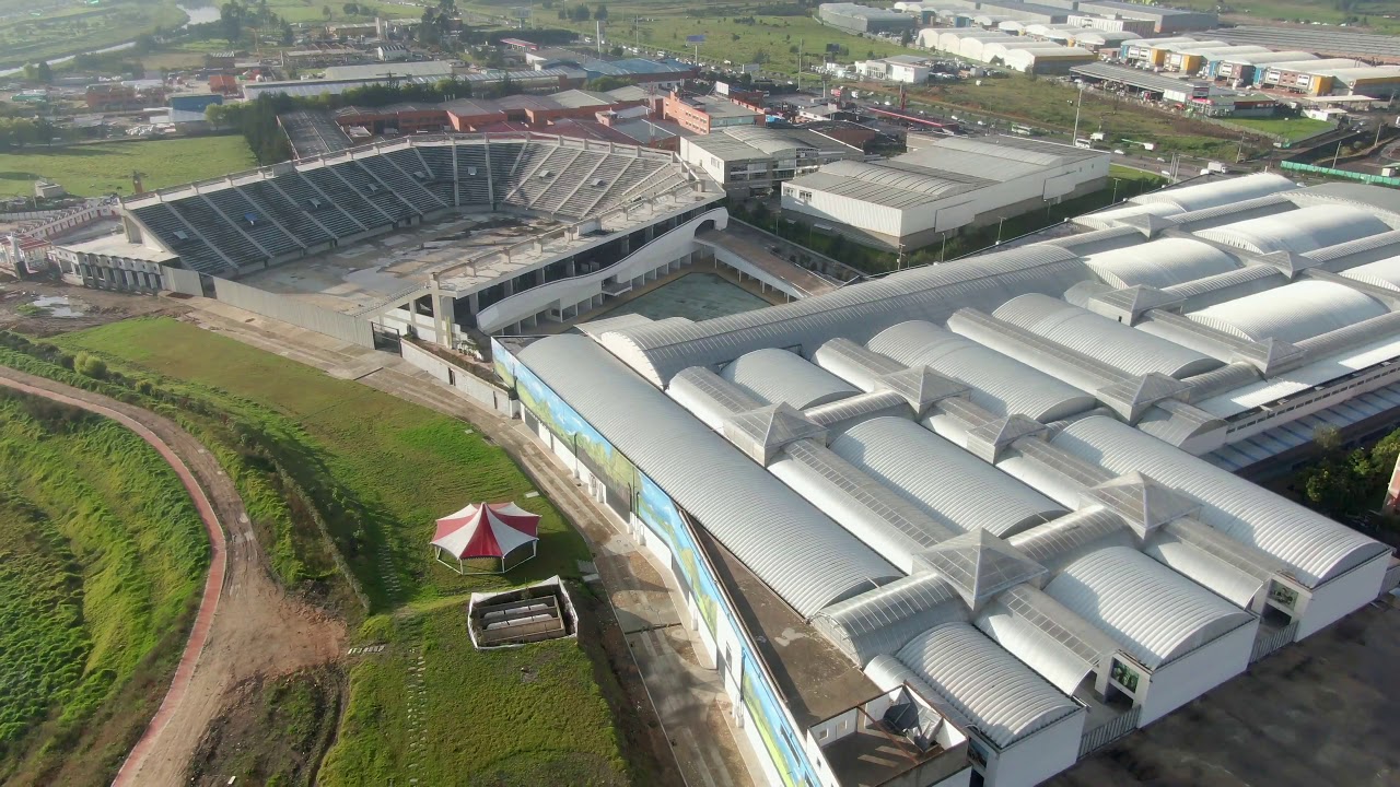 VOLANDO EN DRONE 4K, BOGOTA , ARENA BOGOTA CALLE 80 COLOMBIA YouTube VOLANDO EN DRONE 4K, BOGOTA , ARENA BOGOTA CALLE 80 COLOMBIA YouTube