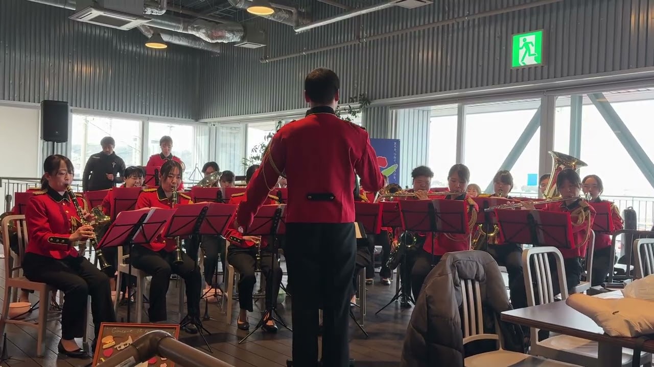 「ライラック」🍓よこすかポートマーケットでの演奏🎶横須賀市消防団音楽隊🚒