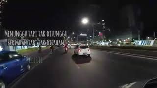 Menunggu tapi tak ditunggu,bertahan tapi tak ditahan
