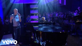 R.E.M. - Nightswimming (Later… with Jools Holland on BBC1, 14 October 2003) Resimi