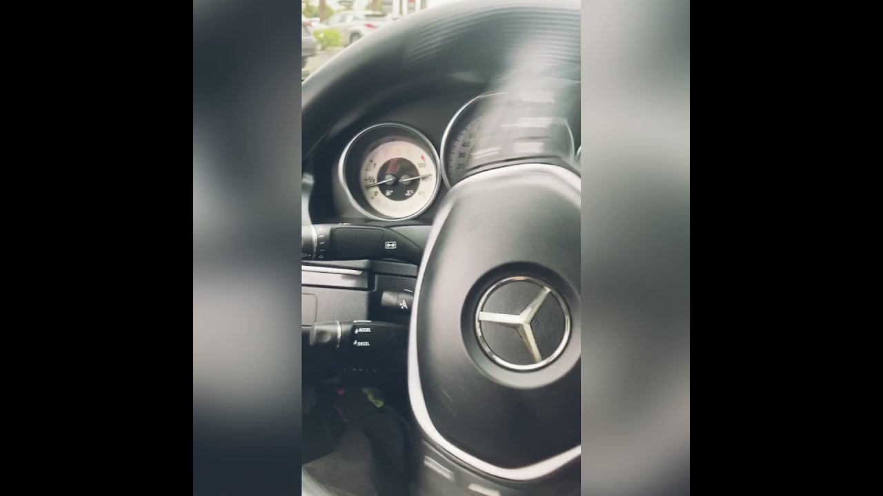 Finding a leaking oil pan gasket on a 15 mercedes e350 YouTube