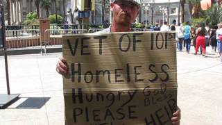 Vegas Baby 2014 - THE SIGN MAN SAYS HE'S REALLY A VET