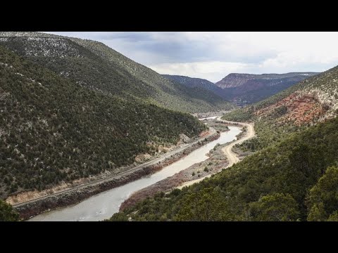 Video: Warum trocknet der Colorado River aus?