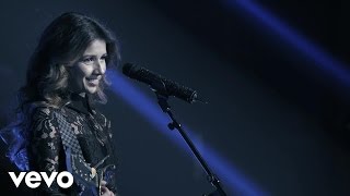 Смотреть клип Paula Fernandes - Olhos De Céu