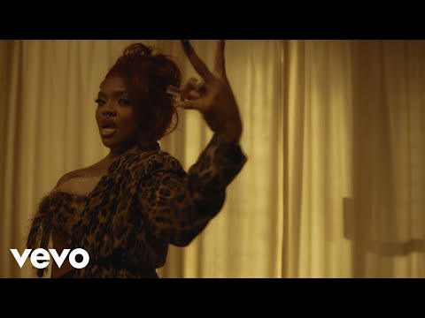 Inayah Outside Official Video