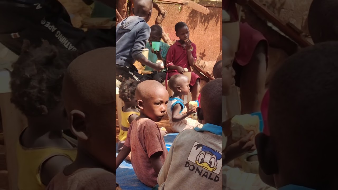 please Link in bio to support ❤️ Feeding vulnerable children in Africa. 