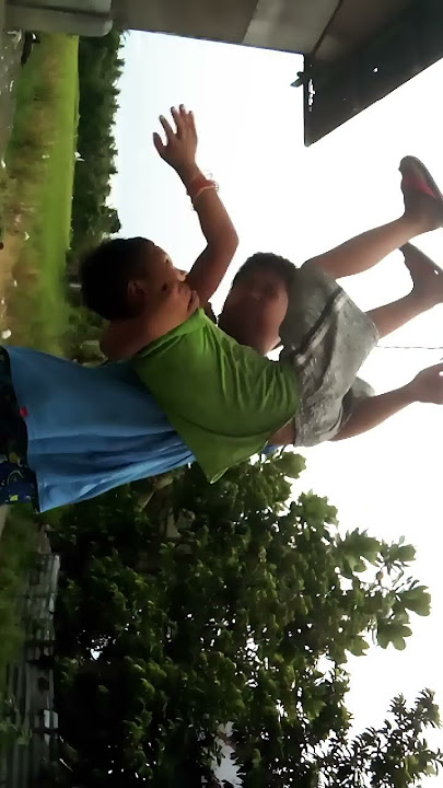 SunTukan.     vs.           bata