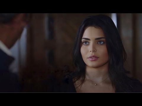 شاب عايش جوا راسه خمس شخصيات عايزينه ينهي حياته وبيحاول يقاومهم علشان خاطر حبيبته