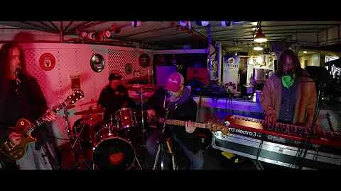 Kris Rodgers and the Dirty Gems - Take Me To The P...