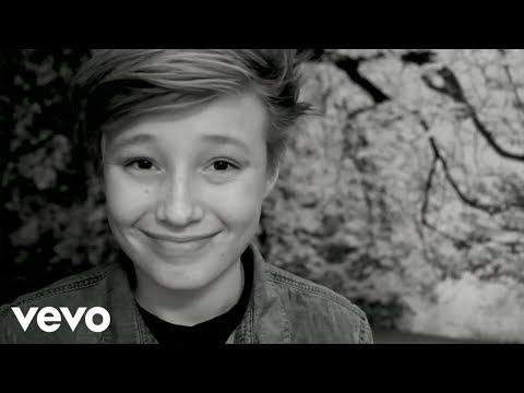 Isac Elliot - New Way Home  (Official Lyric Video)