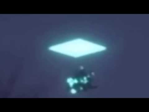Extraño vídeo grabado en México muestra un OVNI entrando en un portal dimensional