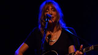 Beth Orton:   Oooo, child