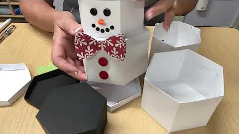 Cricut stacking snowman box assembly