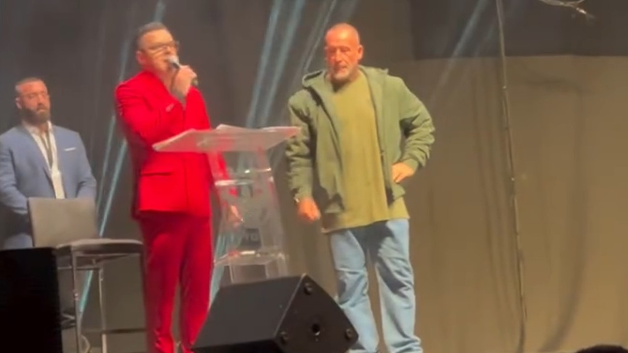 Dorian Yates Takes Center Stage – NPC Slovakia Highlights - YouTube