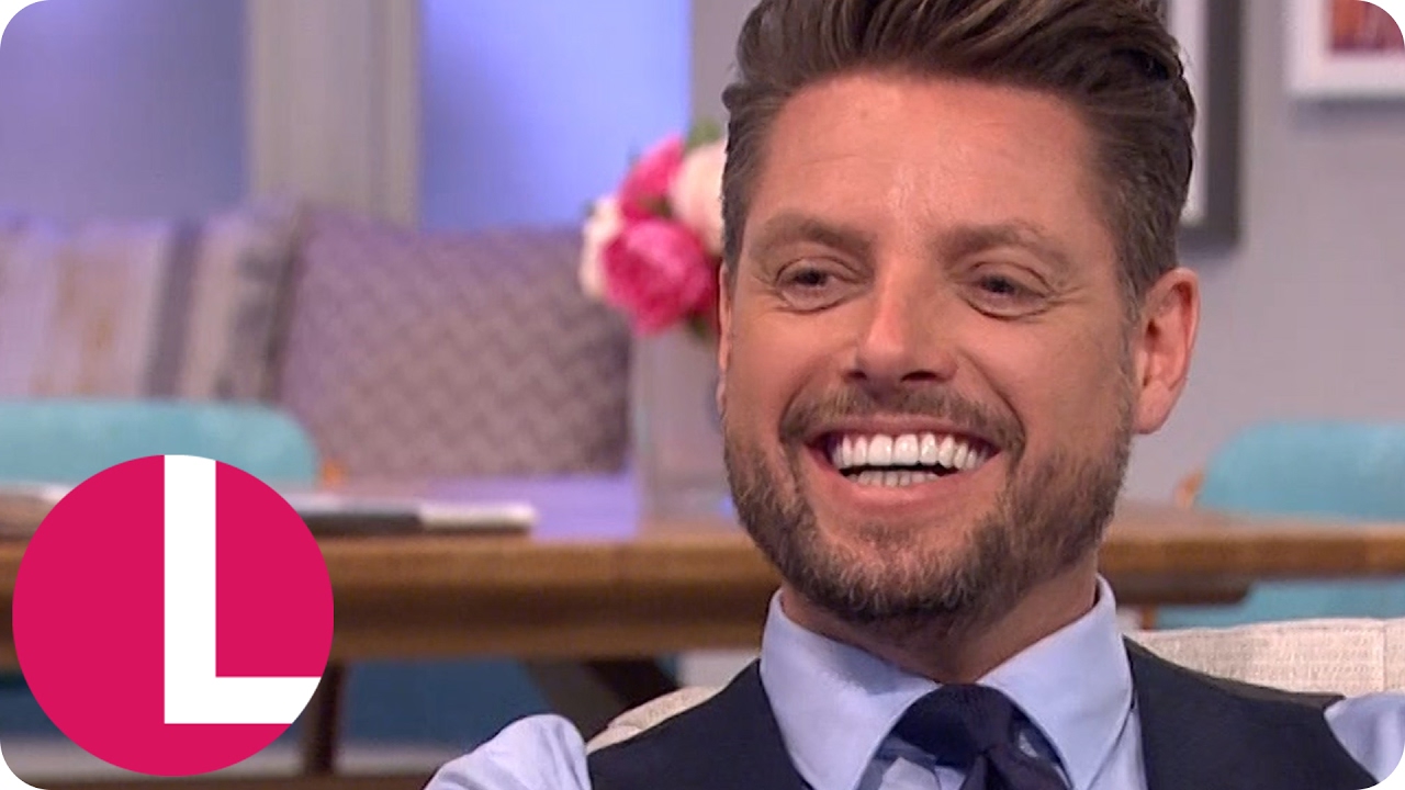 Keith Duffy and Brian McFadden Get Flirty! | Lorraine