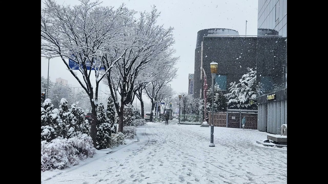 끝은 어딜까 뭐가 있을까