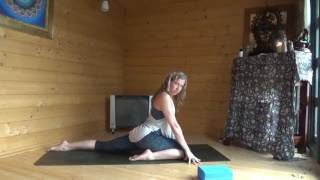 Full Body Space Yoga Flow with Kelly Heath