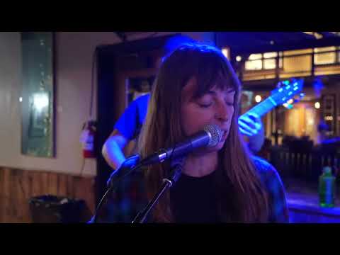 Feeling Good - live Cover by Kat Heart and friends