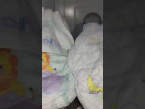 مقارنه بين مولفكيس وبيبي جوي البانتس حفاضات 