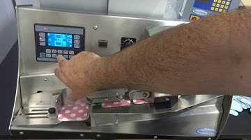 Friction feeder - Vacuumatic Mini TCF - Counting sample small cards showing changing batch sizes