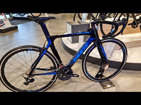 Video: Giant Propel Advanced 2 Disc 2020 yol bisikleti incelemesi