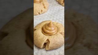 Peanut Butter Thumbprint Cookies Recipe #peanutbuttercookies #thumbprintcookies #easycookiesrecipe