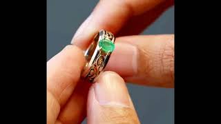 Process of making handmade diamond ring. Korean jewelry processing master