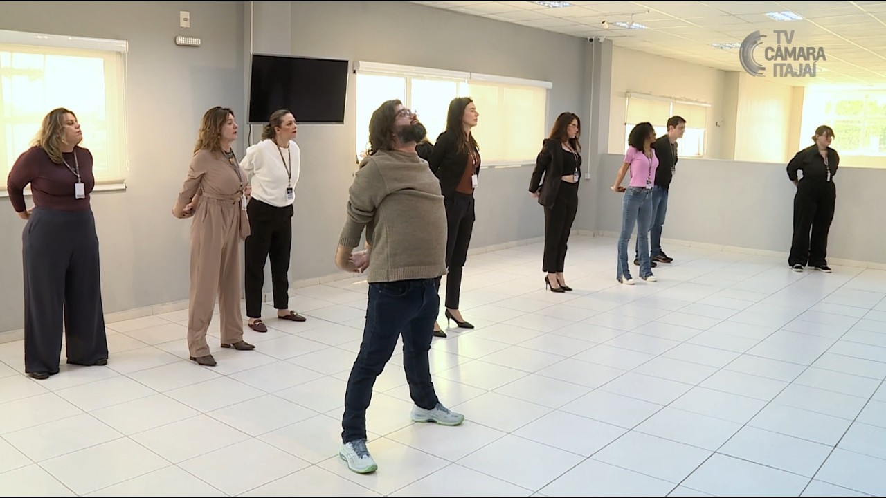 Ginástica laboral passa a fazer parte da rotina dos servidores da Câmara