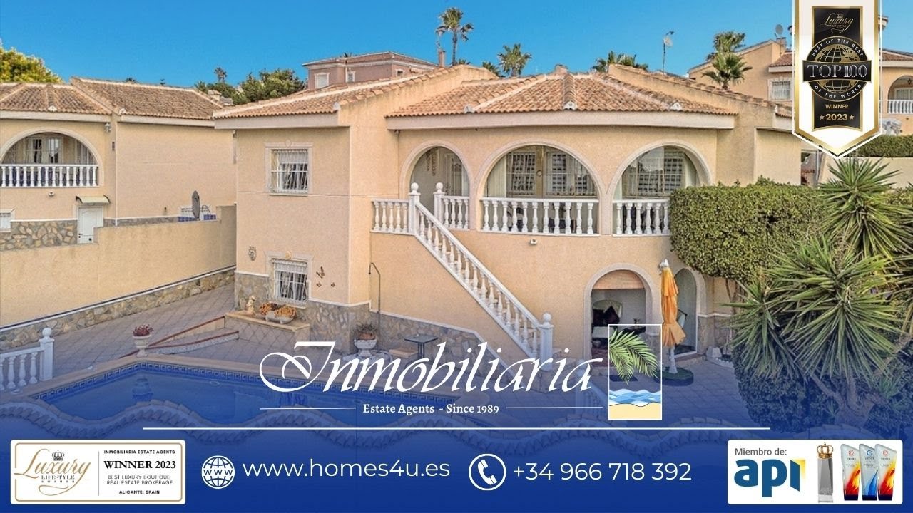 Detached Villa For Sale In Ciudad Quesada With HUGE Pool & Guest Apartment! | QRS 9688