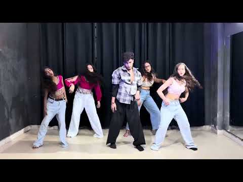 Munni Badnaam Hui Dance Cover | Malaika Arora Dance Salman Khan | Choro Addy | STEP UP DANCE ACADEMY
