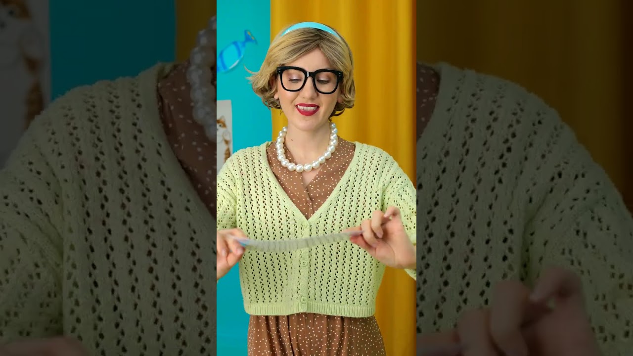 Paper Doll House! 🏠📄 Flip the Page for New Rooms! ✨