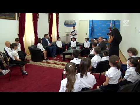 პატარებმა და მთავრობამ მოდელირების გზით როლები გაცვალეს