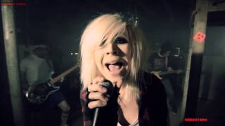 Video thumbnail of "The Nearly Deads "Never Look Back""