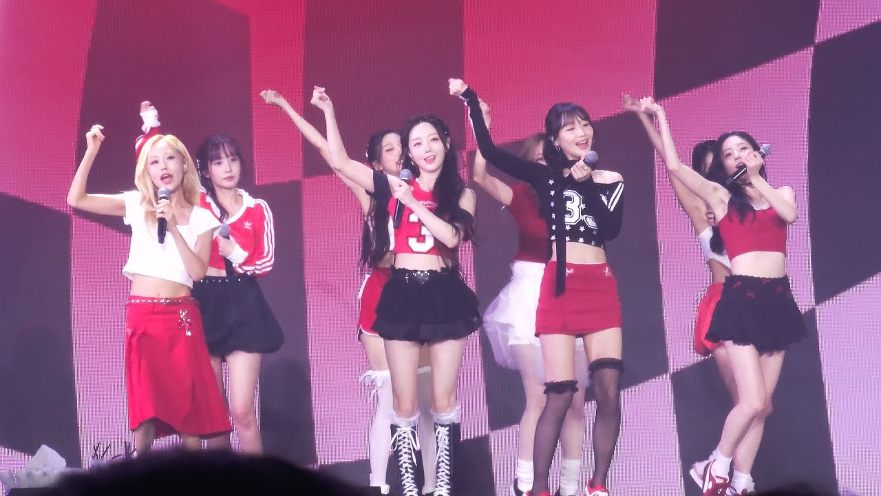 [4K HDR] 러블리즈(Lovelyz), 삼각형 - 241116 러블리즈 10주년 콘서트: 겨울나라의 러블리즈 4