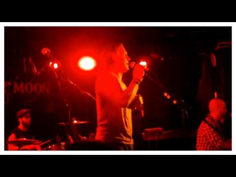 Steve Carlson - Casual Smile - Live In London - April 16th 2011