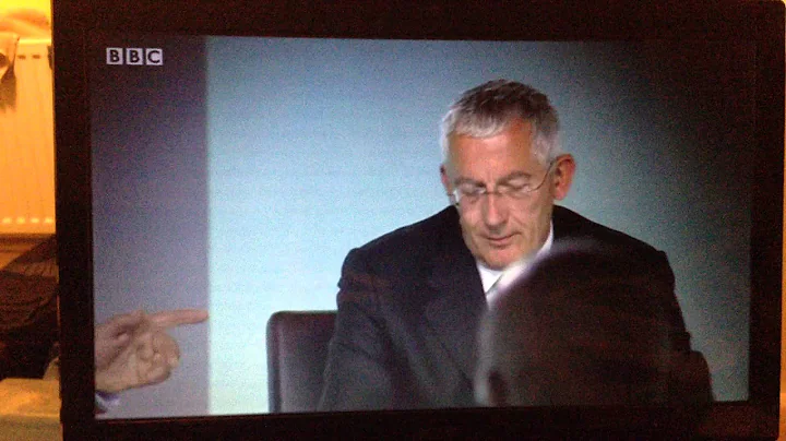 Nick Hewer - The Apprentice Season 1 - Episode 1