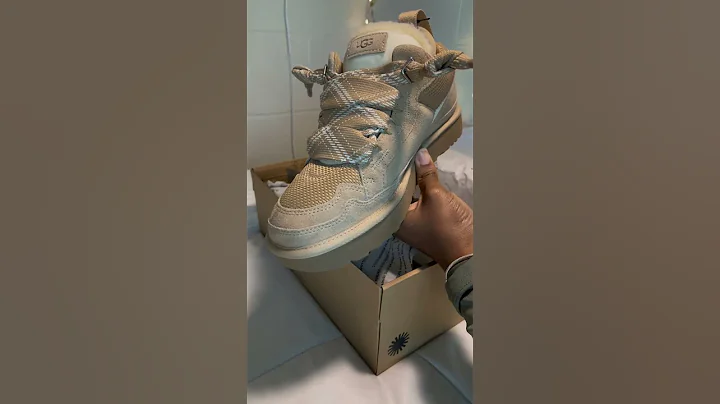 i’m obsessed with my new ugg lowmels🫶🏾 #shortsviral #contentcreater #fall #uggs