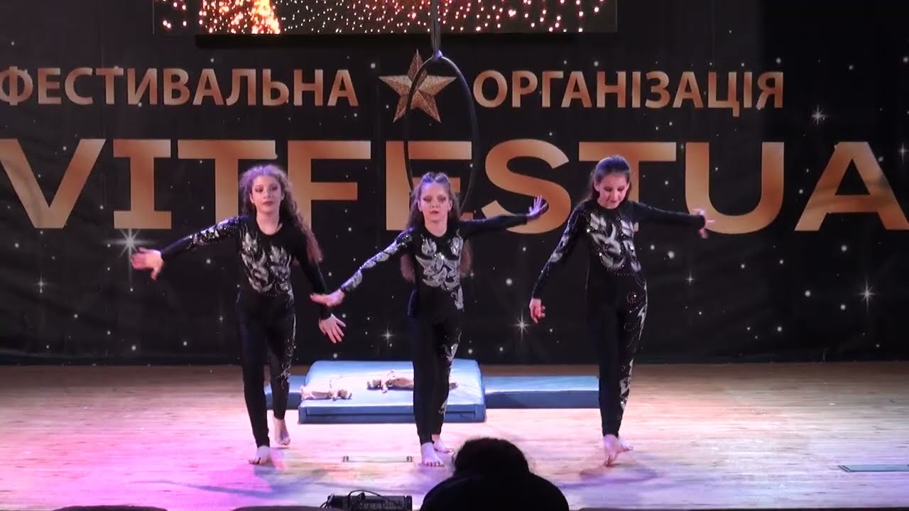 Дяченко Анна, Замковець Ксенія, Шовкун Кіра  