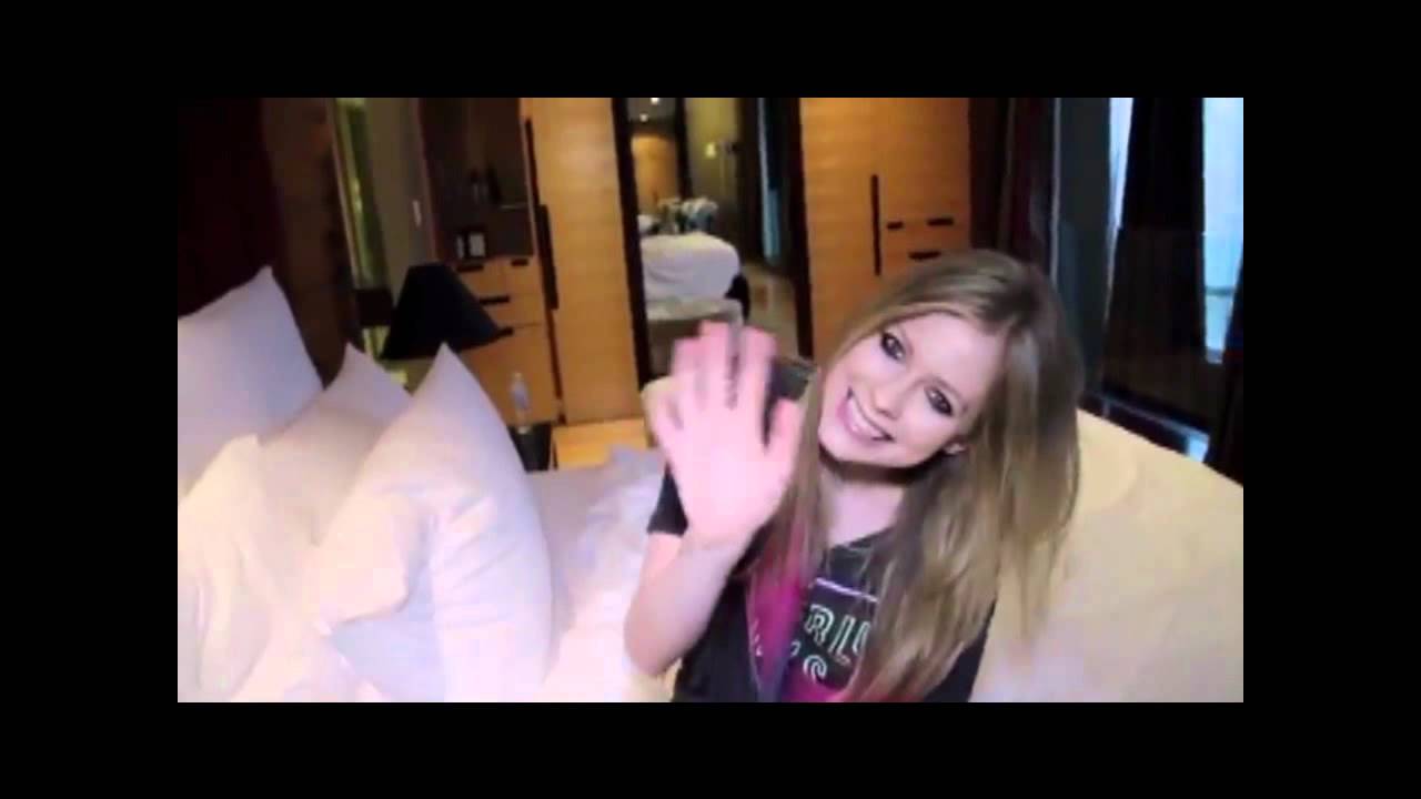 Avril Lavigne - Funny Moments