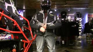 SpeedSports.JP Klim Badlands 全天候 GORE-TEX D3Oプロテクター付 ウェア ktm harley bmw ducati triumph ハーレーダビッドソン